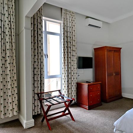 Hotel The Balmoral - Halaal Durban Esterno foto