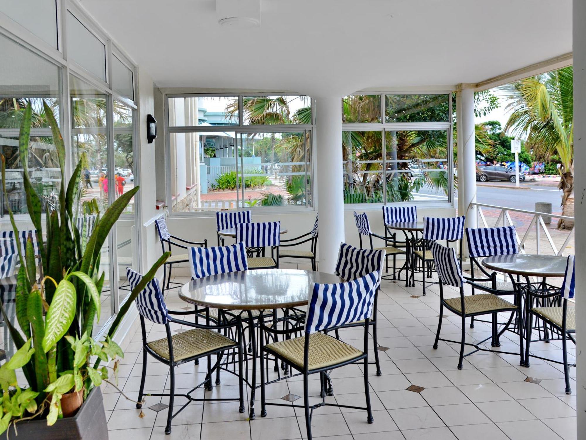 Hotel The Balmoral - Halaal Durban Esterno foto